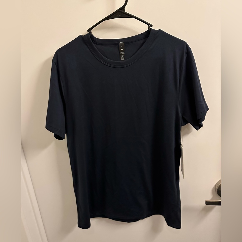 BRAND NEW Lululemon Men’s T-Shirt